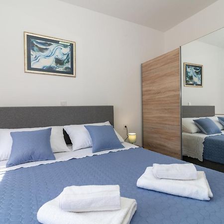 Apartmani Ante & Sime Трогир Екстериор снимка