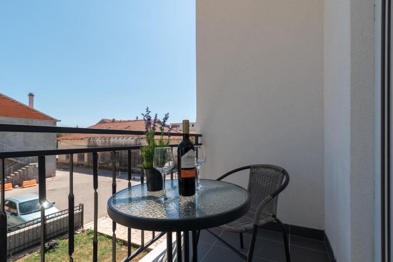 Apartmani Ante & Sime Трогир Екстериор снимка