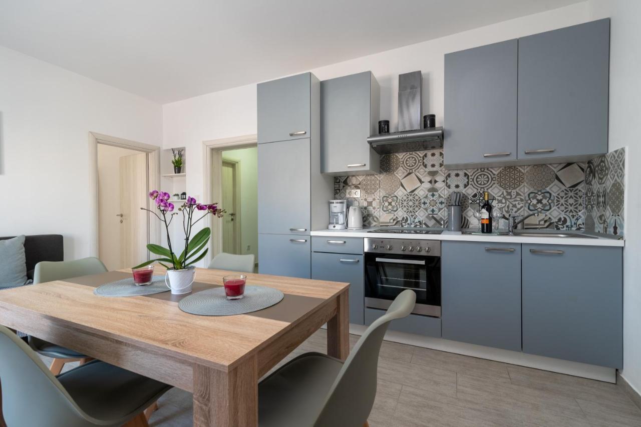 Apartmani Ante & Sime Трогир Екстериор снимка