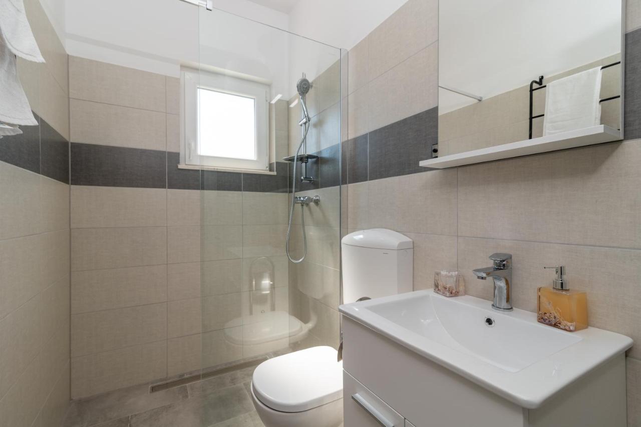 Apartmani Ante & Sime Трогир Екстериор снимка