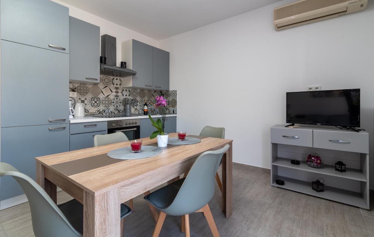 Apartmani Ante & Sime Трогир Екстериор снимка